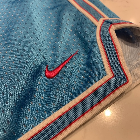 Nike Shorts - Picture 2 of 4
